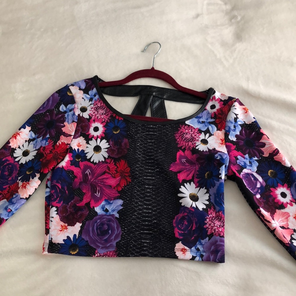 Floral crop top with leather detailing